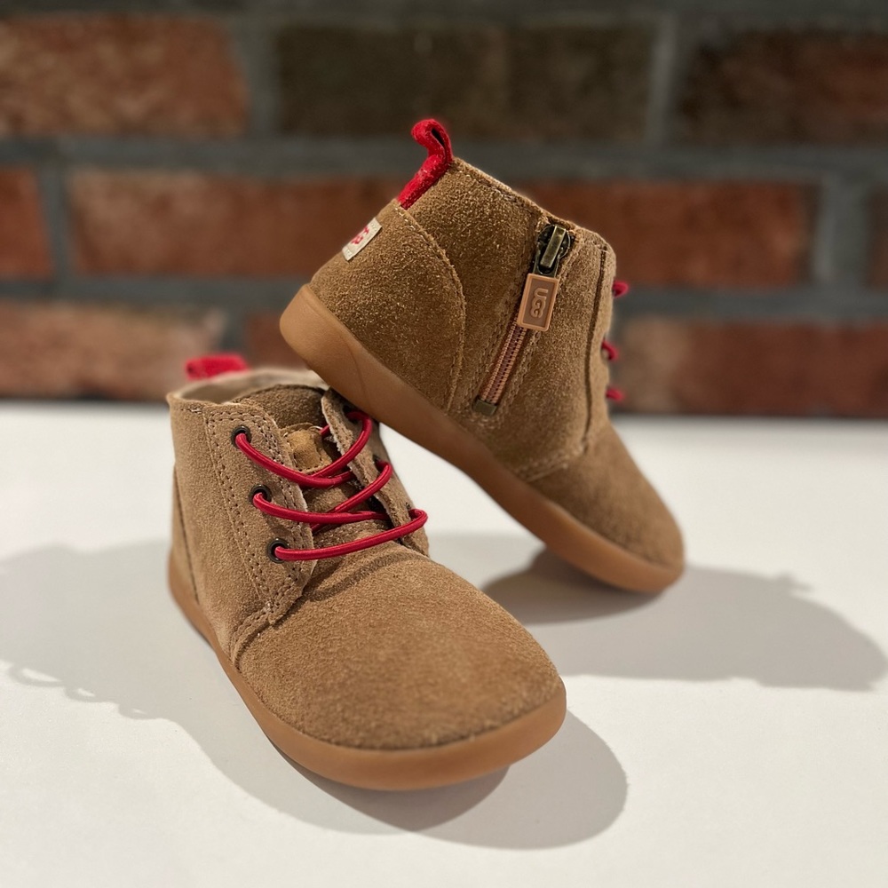 UGG Kristjan Chukka Boot - Toddler Size 9